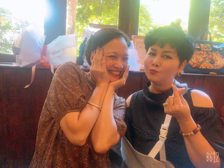 Nhan sắc kiều diễm thời trẻ của NSND Minh Hằng - 12