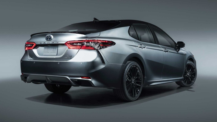 Chi tiết Toyota Camry Hybrid 2021, giá từ 28.300 USD - 3