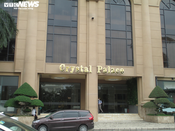 Ảnh: Những lô đất 'nghìn tỷ' ở TP.HCM đang bị ngân hàng phát mại - 10