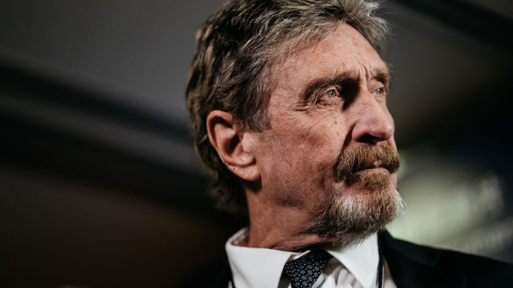Vì sao cựu ứng viên Tổng thống Mỹ John McAfee bị bắt? - 1