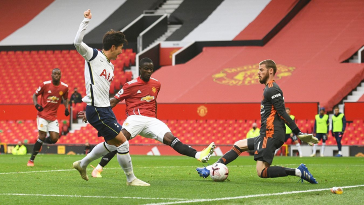 Cavani là giải pháp cho hàng công Man Utd? - 3