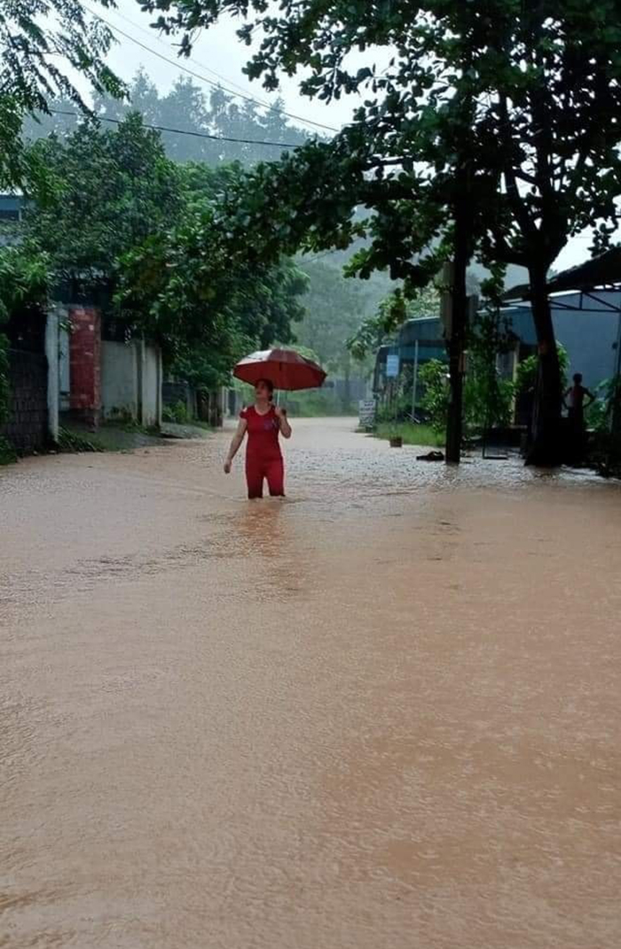 Lào Cai hứng chịu trận mưa lớn chưa từng có trong tháng 10 - 3