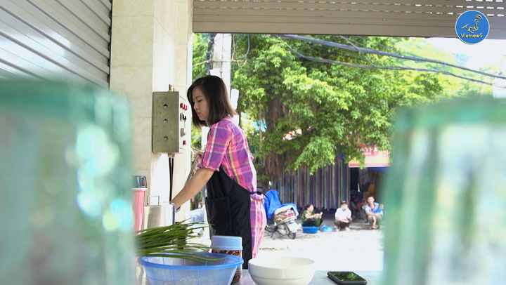 'Tổng đài Hạnh phúc': Phụ nữ nên sống vì bản thân hay vì người khác? - 4