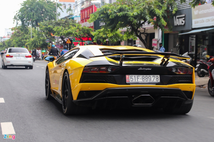 McLaren Senna và dàn xe hàng hiếm dạo phố TP.HCM - 5