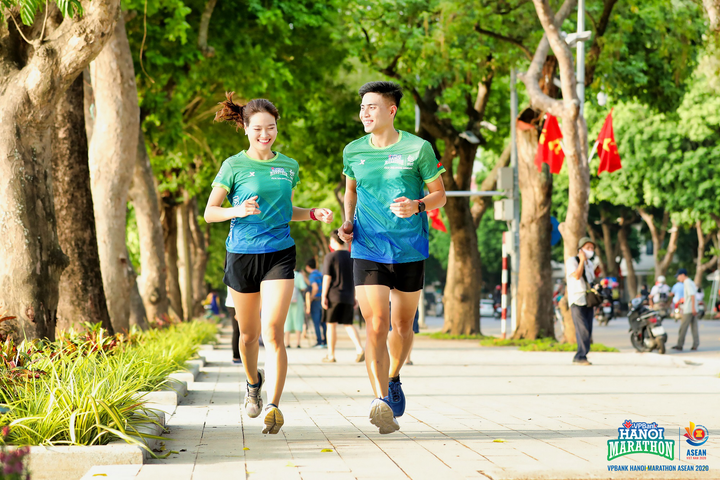 VPBank Hanoi Marathon ASEAN 2020 giải 'cơn khát' chạy bộ - 2