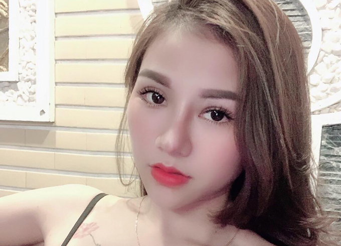 Vỏ bọc nhân viên tiệm nail của hot girl điều hành đường dây bán dâm liên tỉnh - 1