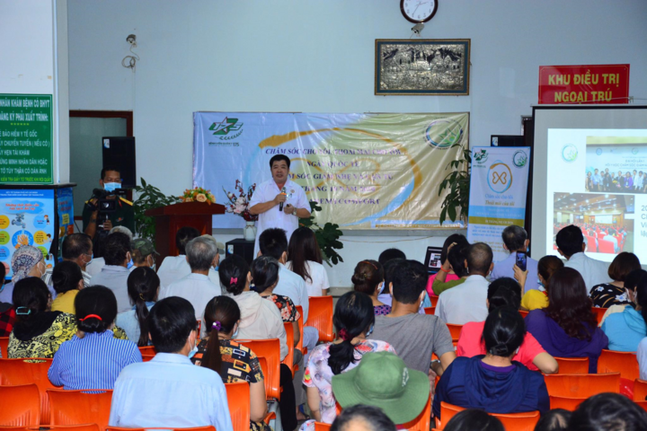 BS hướng dẫn cách để bệnh nhân ung thư và người nhà bớt đau đớn - 2