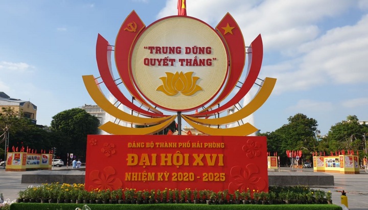 Hơn 120 tuyến đường phố Hải Phòng 'lột xác' - 1