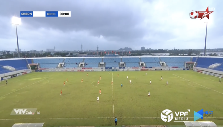 Bão lũ hoành hành, các CLB miền Trung chịu thiệt thế nào? - 3