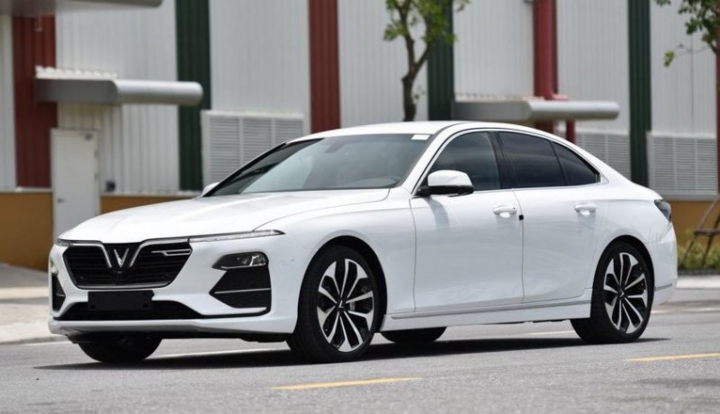 5 mẫu xe sedan bán chạy nhất tháng 9 - 4