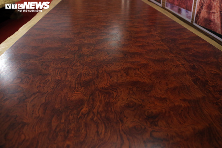 Choáng ngợp nội thất bằng gỗ khổng lồ, giá siêu đắt ở hội chợ Hà Nội - 16