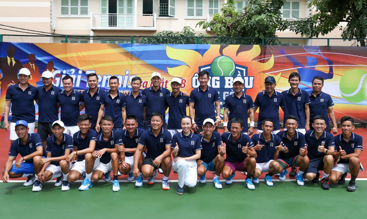 Sôi nổi giải đấu quần vợt đặc biệt ở TP.HCM - 1