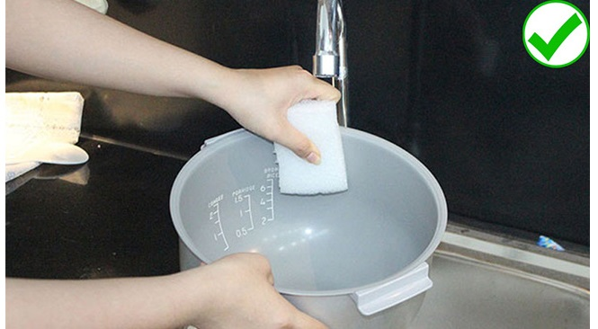 8 kiểu dùng như phá khiến nồi cơm điện nhanh hỏng - 6