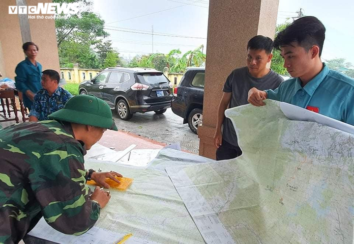 Phó tư lệnh Quân khu 4 và 12 cán bộ gặp nạn khi cứu hộ ở thủy điện Rào Trăng 3 - 1