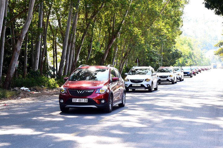 Quán quân bán chạy tháng 9: Cả 3 mẫu xe nhà Vin đều số 1 - 2