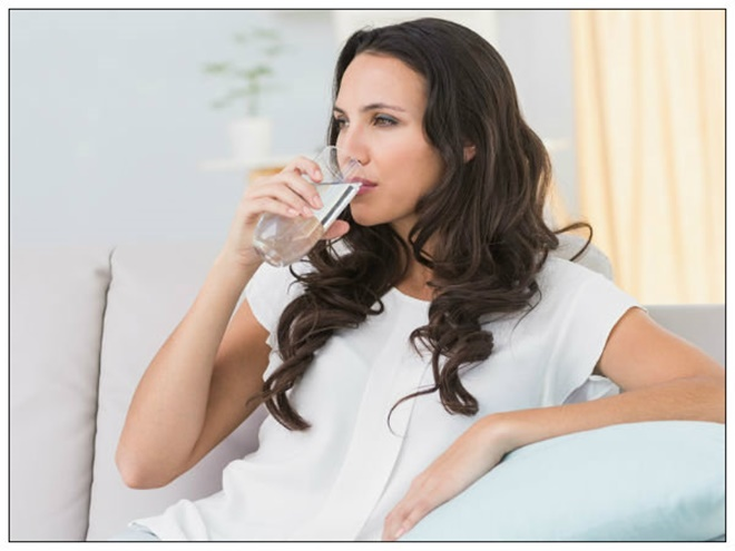 Bỏ ngay những thói quen xấu này để bảo vệ sức khỏe ngày rét buốt - 1