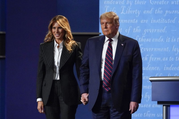 Tổng thống Trump trở lại tranh cử, Đệ nhất phu nhân vẫn 'biệt tăm' - 1