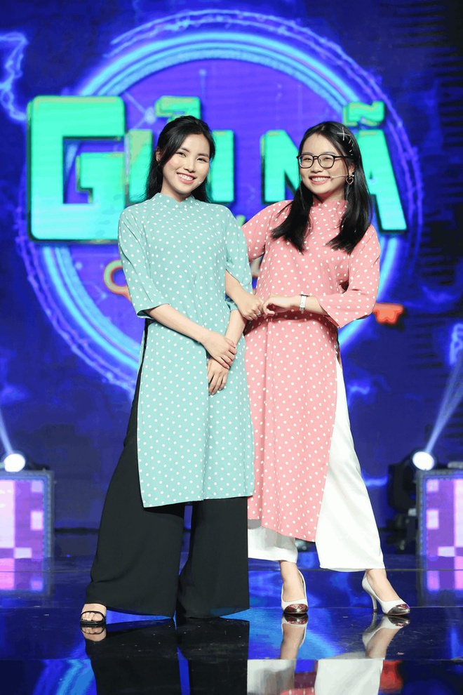 17 tuổi đã là nguồn thu nhập chính của gia đình, Phương Mỹ Chi thấy áp lực - 1