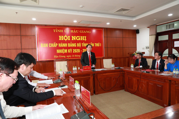 Ban Thường vụ Tỉnh ủy Hậu Giang khóa mới gồm những ai? - 1