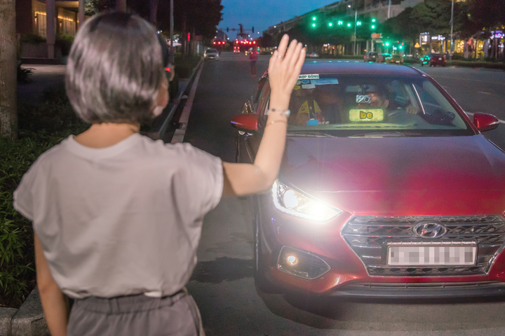 Ứng dụng be tiên phong triển khai hộp đèn công nghệ cao lần đầu tại Việt Nam - 3