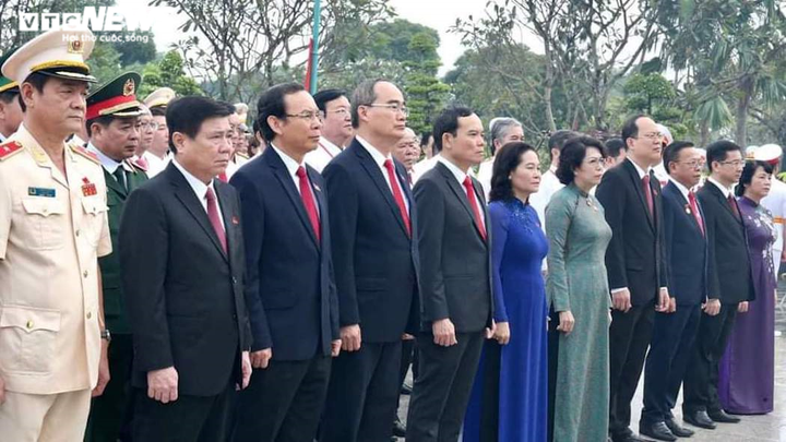 Ảnh: Phiên trù bị Đại hội Đảng bộ TP.HCM lần thứ XI nhiệm kỳ 2020-2025 - 10