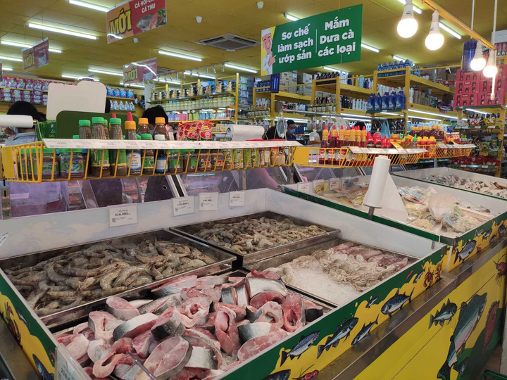 Bách hoá Xanh 'đánh đâu thắng đó', shop '5 tỷ' mở mới thu về 800 triệu 1 ngày - 3