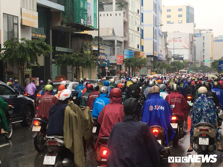 TP.HCM đề xuất làm sớm 2 tuyến đường trên cao - 1