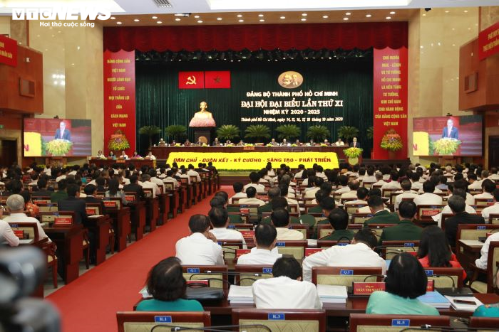 Thủ tướng: TP.HCM không thiếu tiền, thiếu nguồn lực, chỉ thiếu cơ chế - 2