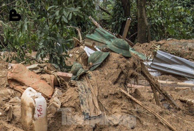 Dân mạng nghẹn ngào tiếc thương 13 cán bộ, chiến sĩ hy sinh ở Rào Trăng 3 - 4