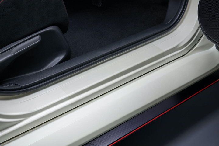 Honda Civic Type R siêu chất với gói phụ kiện thể thao - 16