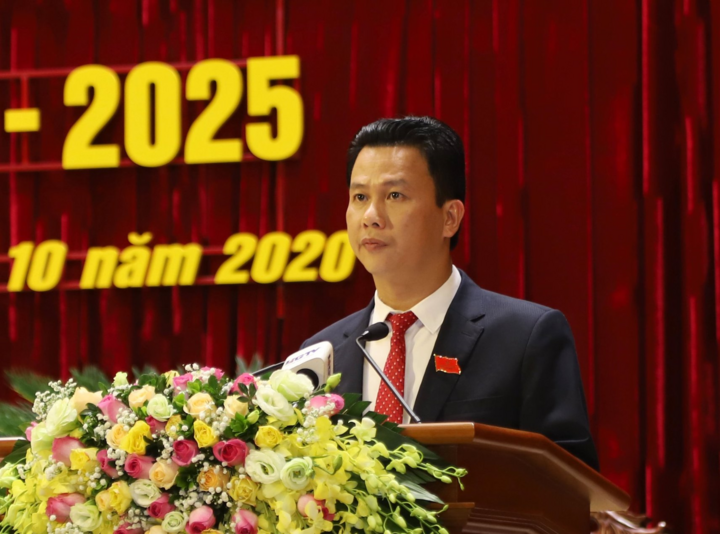 Hà Giang tăng trưởng kinh tế khá trong khu vực, an ninh quốc phòng được củng cố - 1