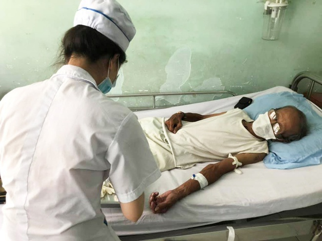 Nghệ sĩ cải lương Chấn Đạt nguy kịch - 1