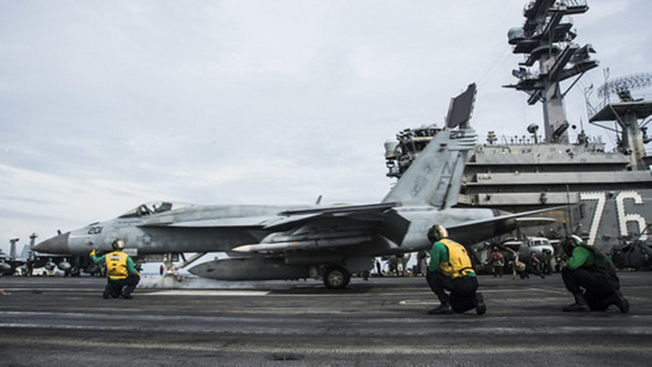 Nhóm tấn công tàu sân bay USS Ronald Reagan trở lại Biển Đông - 1