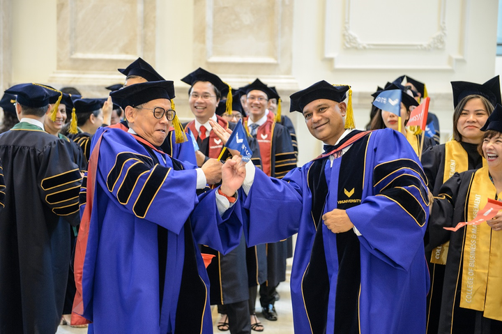 Trường Đại học VinUni khai giảng năm học đầu tiên - 1