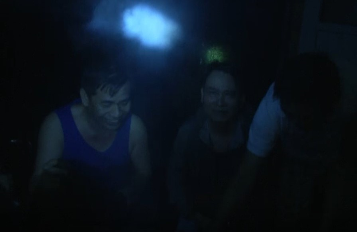 Xót xa hình ảnh đêm cuối 13 liệt sỹ cứu hộ ở Rào Trăng 3 quây quần sưởi ấm - 2