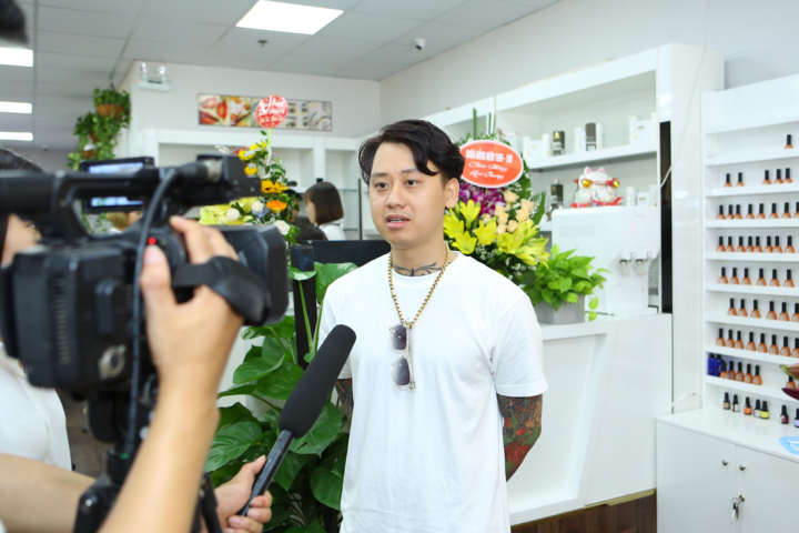 Ông trùm thương hiệu máy xăm Lenamtattoosupply chia sẻ bí quyết kinh doanh - 1