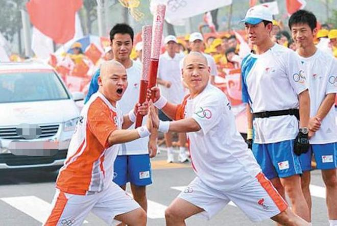 Sư phụ Yi Long bị đuổi khỏi Thiếu Lâm Tự vì bê bối rung chuyển võ lâm Trung Quốc - 3