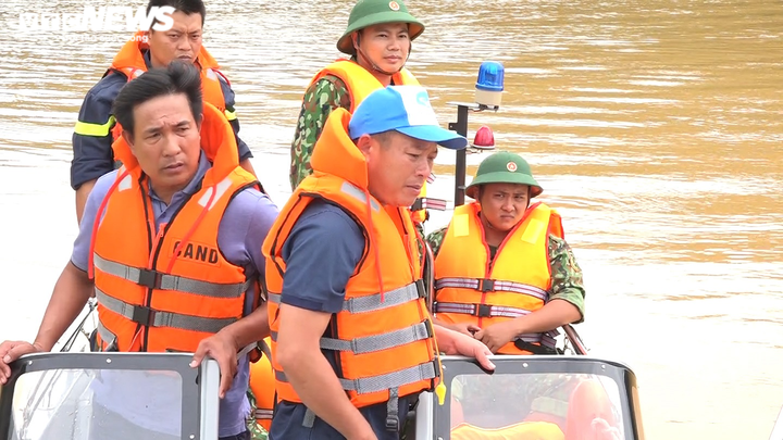 15 công nhân mất tích: Bộ đội, công an tìm cách tiếp cận Rào Trăng 3 - 1