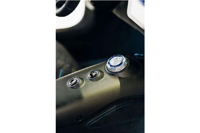 Maserati MC20 2021 vừa công bố giá 7,1 tỷ đồng vẫn 'cháy hàng' - 5