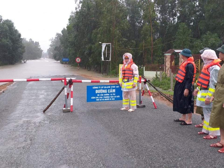 Hà Tĩnh: Khẩn trương di dời dân vùng hạ du hồ Kẻ Gỗ - 3