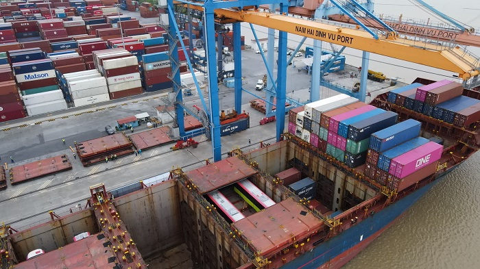 Những hình ảnh đầu tiên của đoàn tàu metro Nhổn - ga Hà Nội tại cảng Hải Phòng - 2