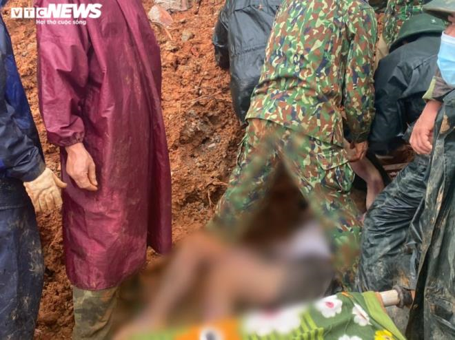 Mưa to, tạm dừng tìm kiếm 10 cán bộ, chiến sĩ mất tích ở Đoàn 337 - 2