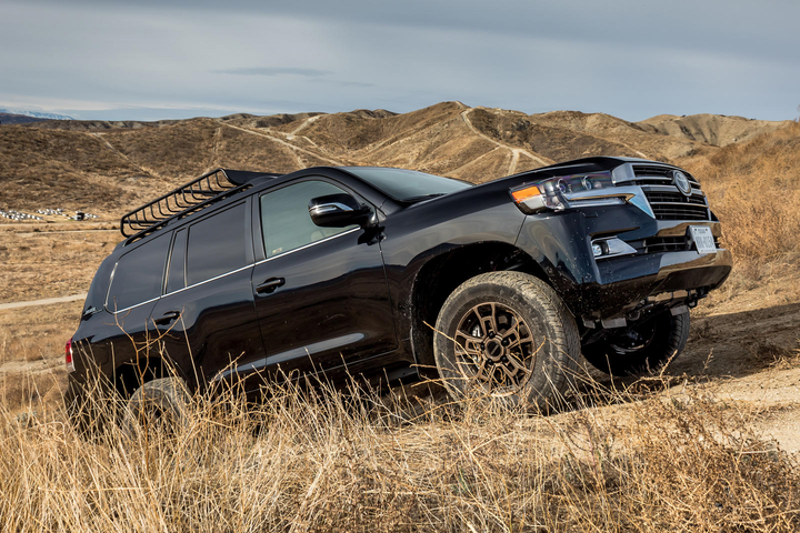 Toyota ấp ủ kế hoạch sản xuất Land Cruiser GR hiệu suất cao - 7