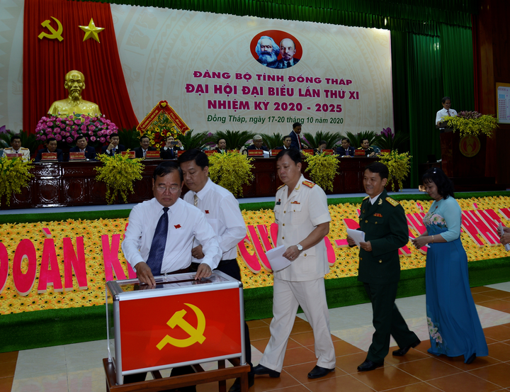 Ban Chấp hành Đảng bộ tỉnh Đồng Tháp khóa mới gồm những ai? - 1