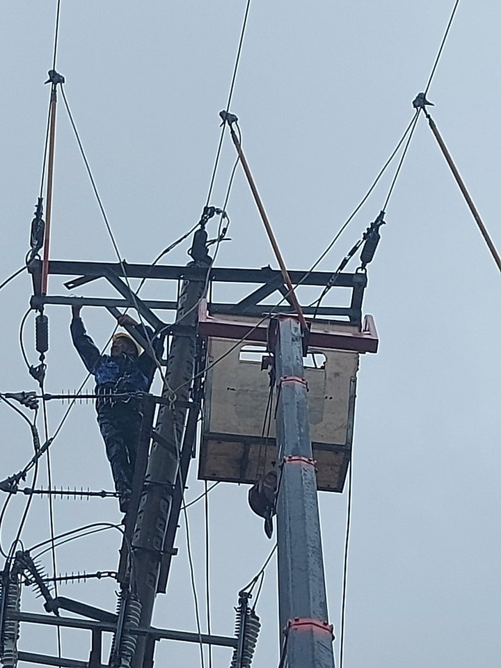 Công ty Điện lực Hà Tĩnh thông báo tình hình khôi phục cung cấp điện - 7