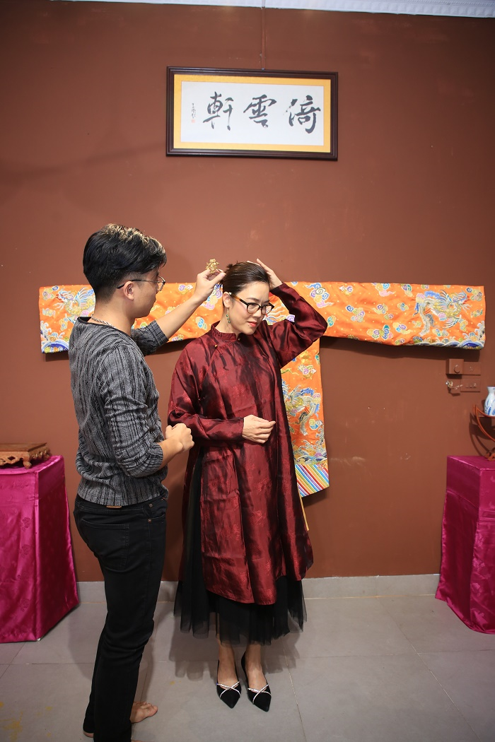 Thu Phương đưa tiết mục về Nam Phương hoàng hậu lên sân khấu - 1