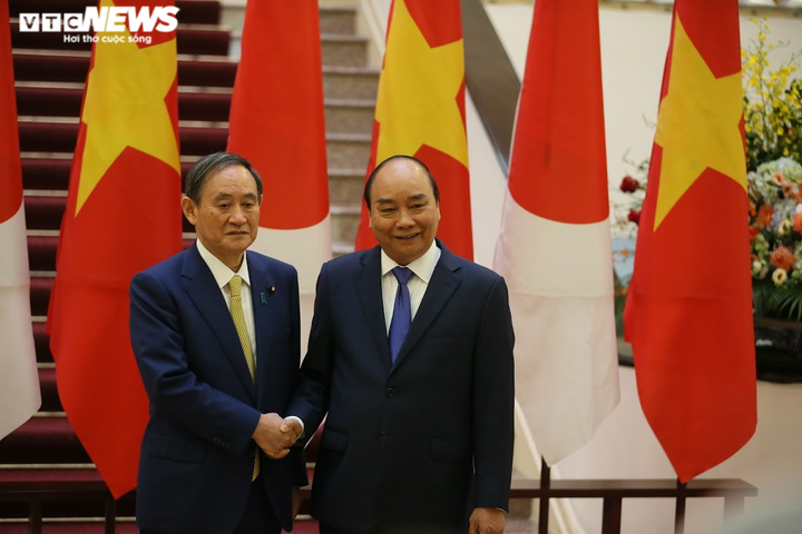 Ảnh: Thủ tướng Nguyễn Xuân Phúc tiếp đón Thủ tướng Nhật Bản Yoshihide Suga - 6