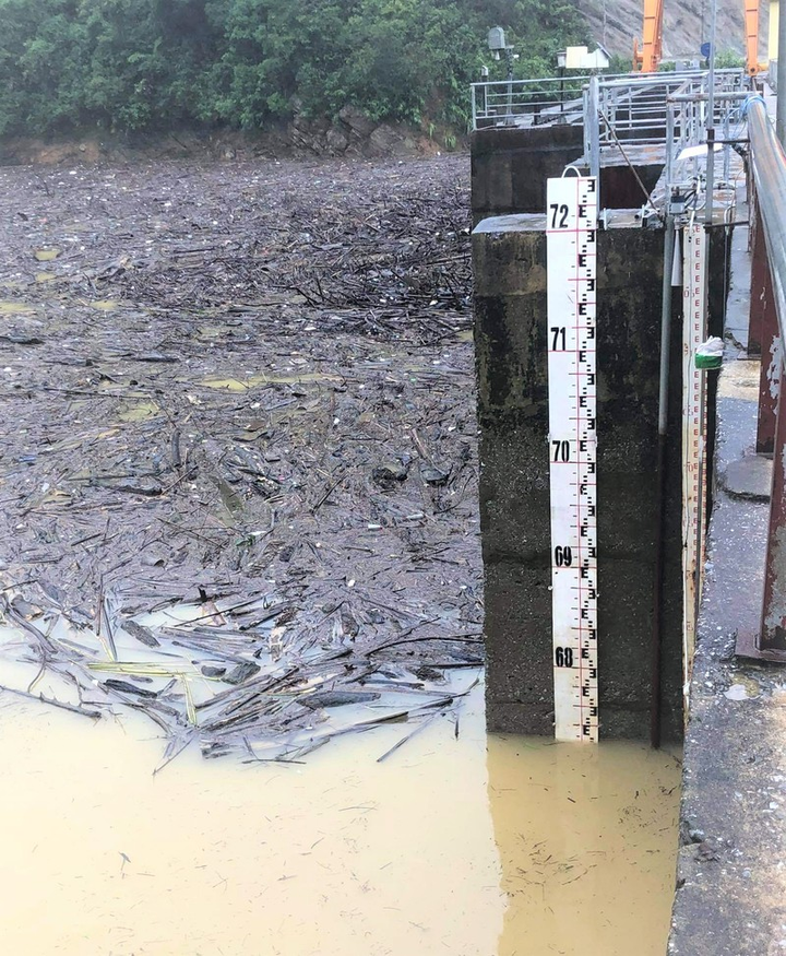 Lũ lớn, 2 vai đập Thủy điện Hố Hô vẫn an toàn - 3