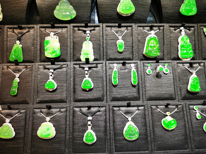 Ngọc Thiêng: Thương hiệu uy tín giữa thị trường Ngọc Phỉ Thúy vàng thau lẫn lộn - 4