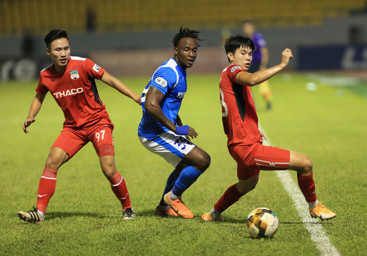 HAGL đá kiểu buông xuôi, tiếp tục thua tan nát - 1